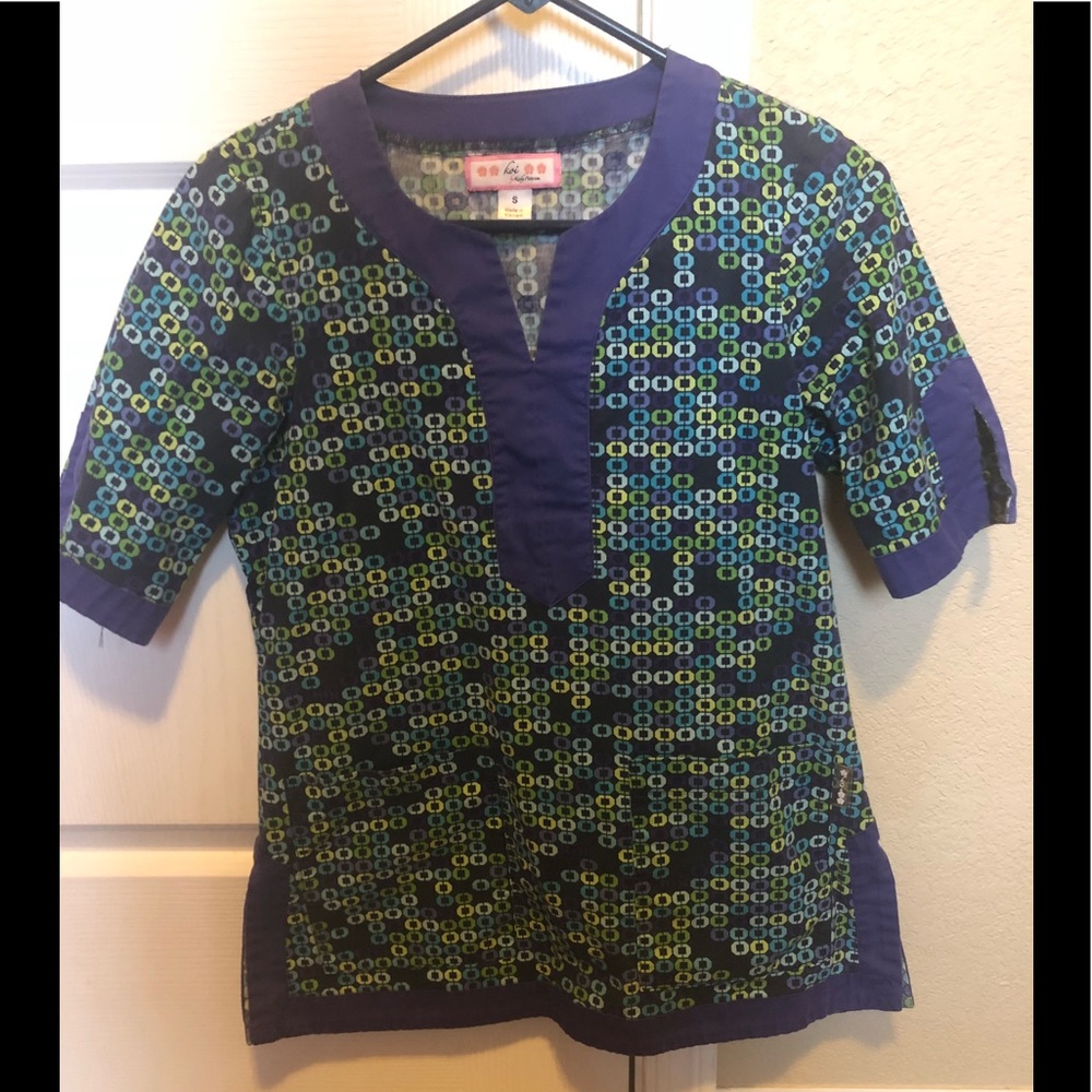 Koi scrub top